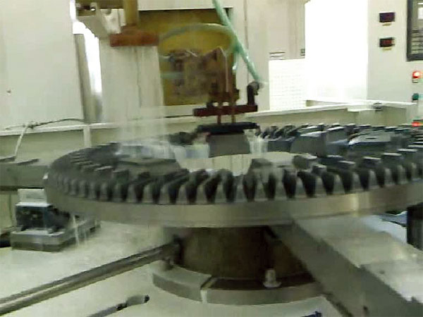 專用淬火機(jī)床及應(yīng)用（三）